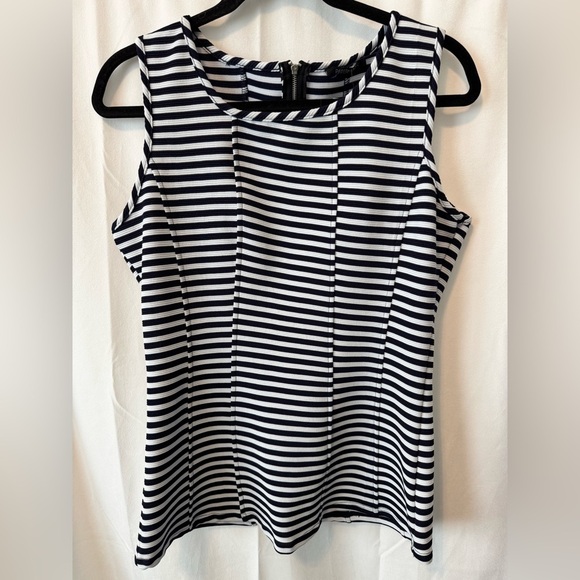 NWT Papermoon Sleeveless Knit Top - Picture 1 of 6